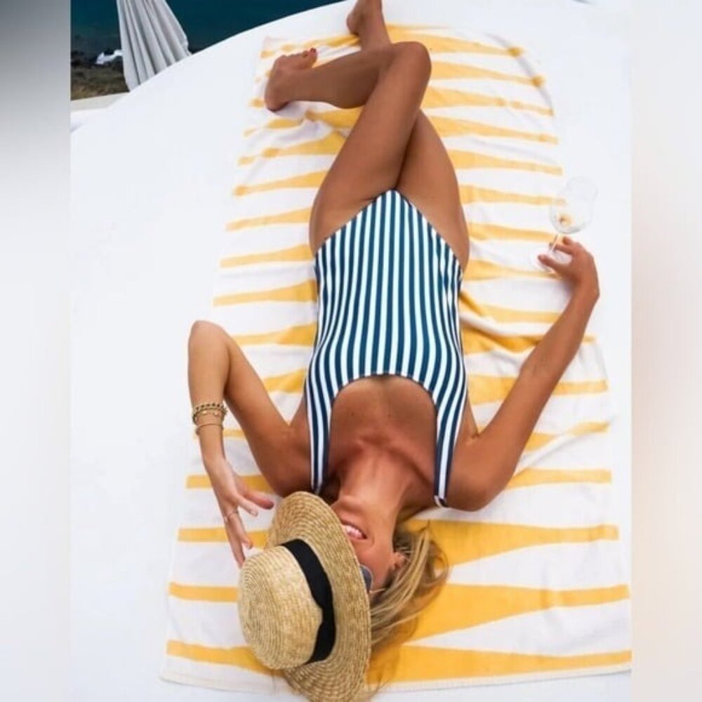NEW! Kenny Flowers The Hamptons Navy Striped One Piece Swimsuit SZ M
